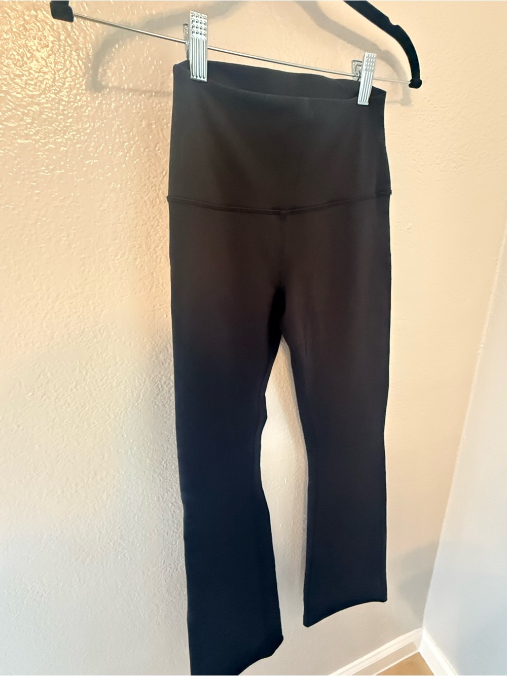 ALO Yoga High-Rise Black Leggings